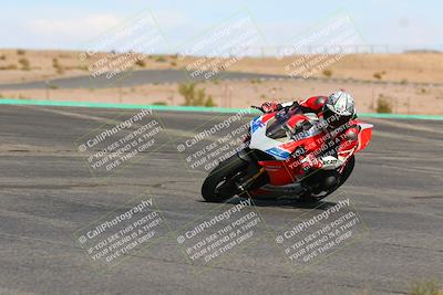 media/Oct-15-2022-TrackXperience (Sat) [[8f70b8b0be]]/Group 2/session 4 turn 1/
